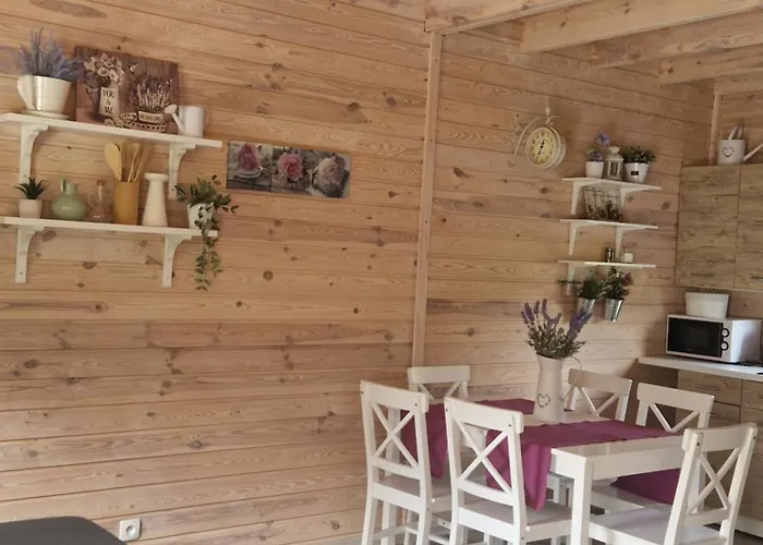 Domki Letniskowe U Tamary
